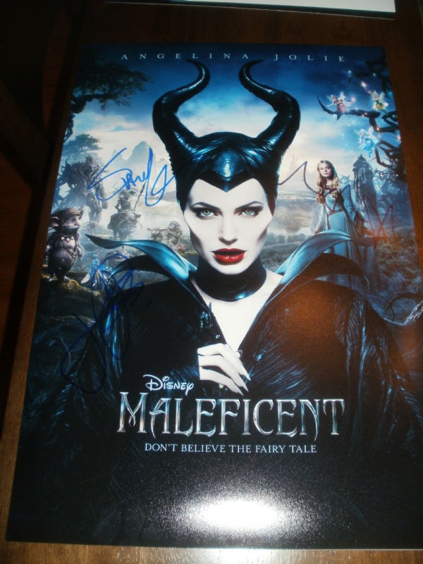 Maleficent Signed Poster Angelina Jolie Sharlto Copley Juno Temple In Michael Hoseys 5808