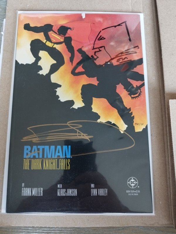 Batman remarque by Frank Miller , in Rien Molenveld's Remarked items and  sketches Comic Art Gallery Room