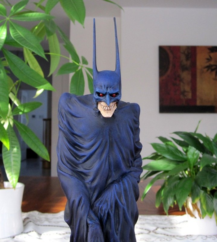 Batman Vampire Statue - Sculpted and hand-painted by William